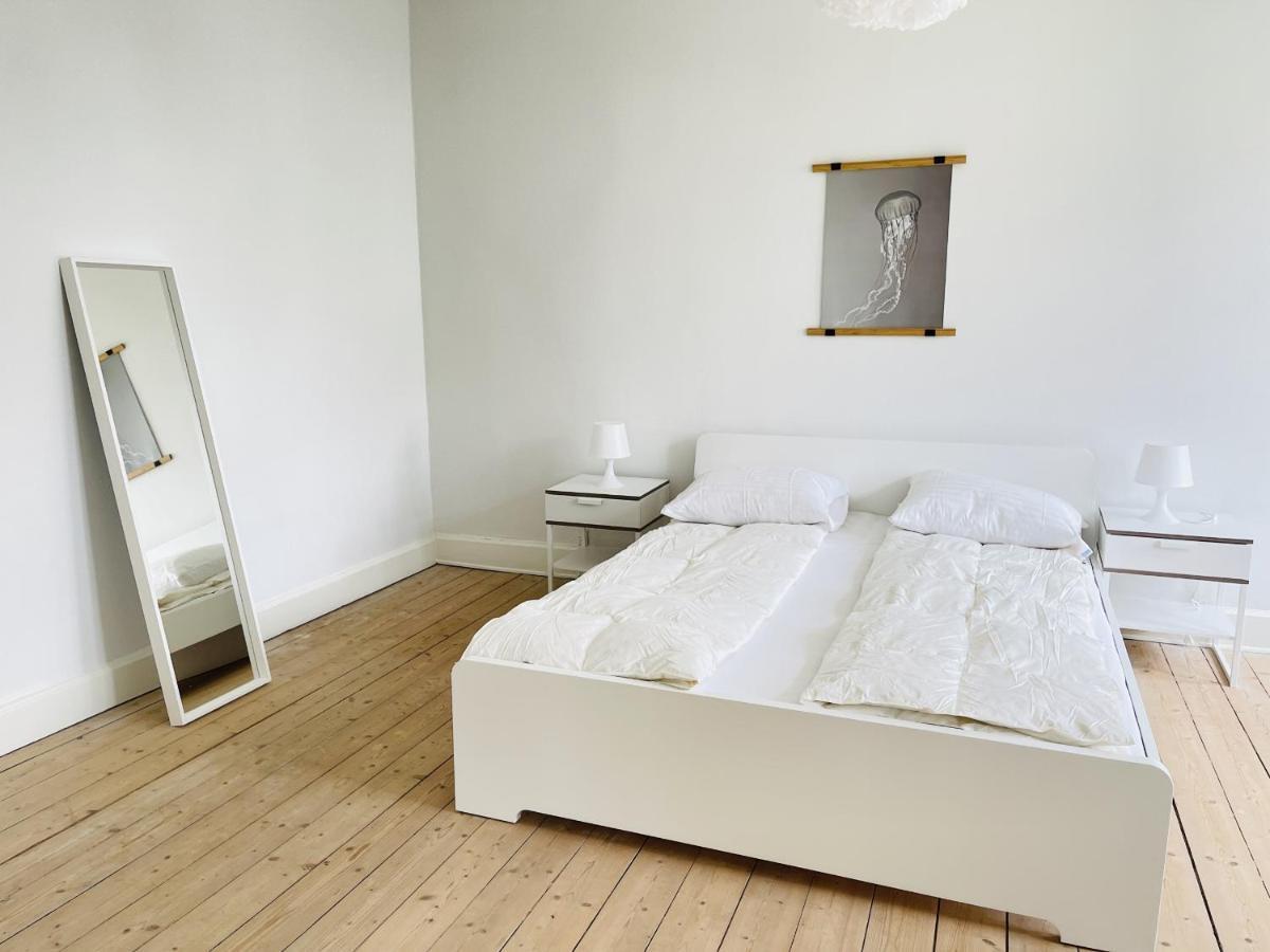 Aday - City Central Mansion - 1 Bedroom Apartment With Garden Aalborg Dış mekan fotoğraf